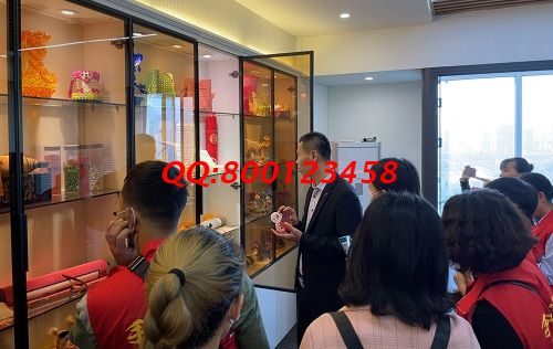 10月10日，加工費(fèi)結(jié)算，這個(gè)正規(guī)手工活外發(fā)加工企業(yè)的手工活代加工項(xiàng)目是這樣的，圖為手工之家優(yōu)秀繡娘培訓(xùn)會(huì)剪影